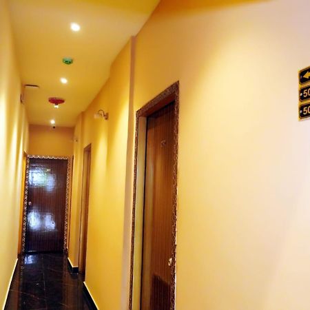 Hotel Golden Plaza Vashi Extérieur photo