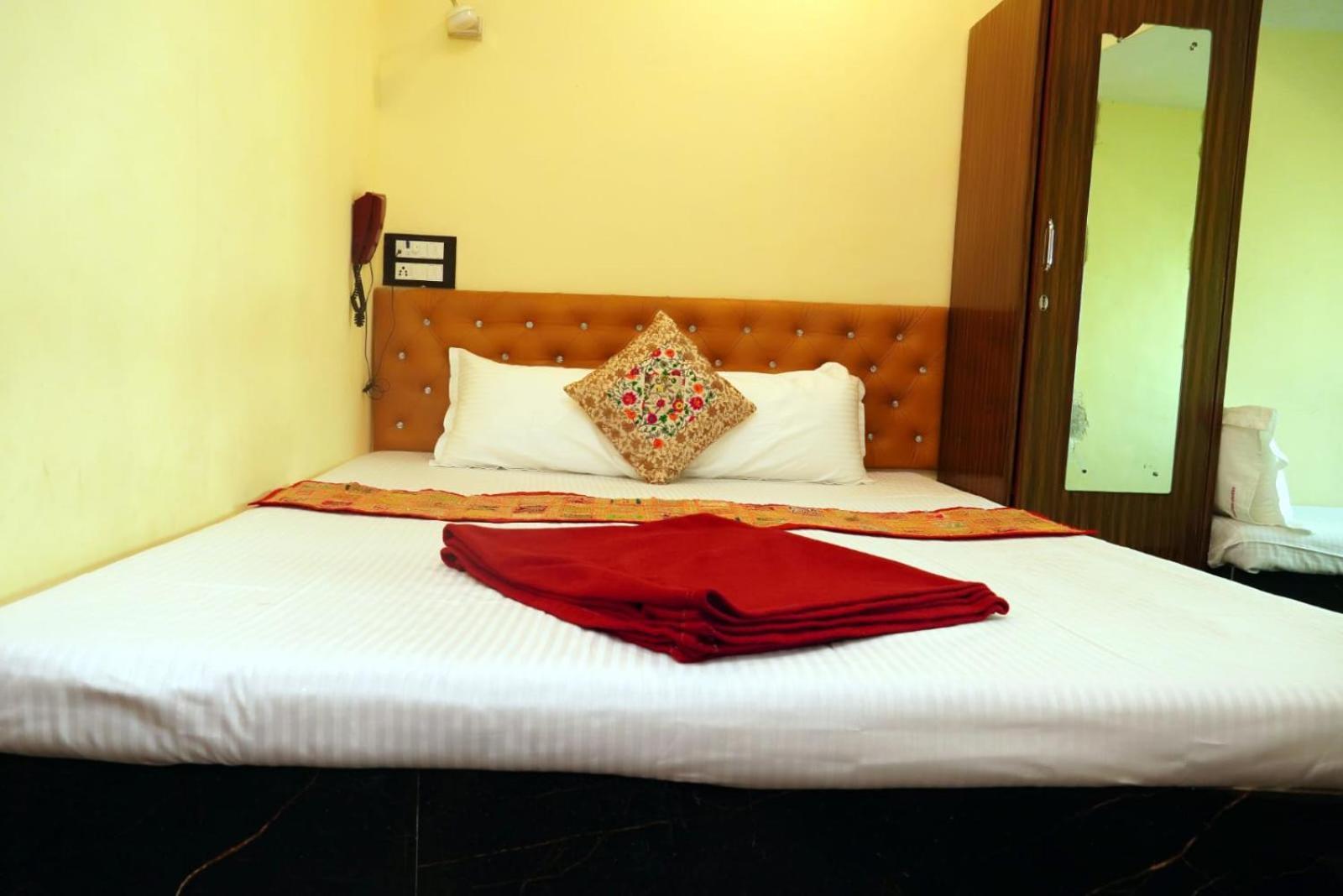 Hotel Golden Plaza Vashi Extérieur photo