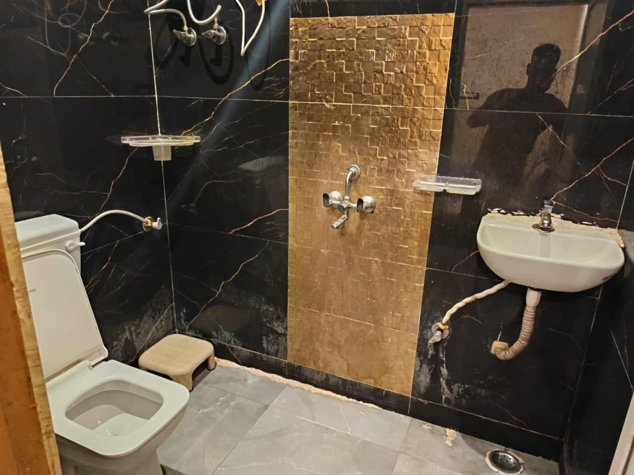 Hotel Golden Plaza Vashi Extérieur photo