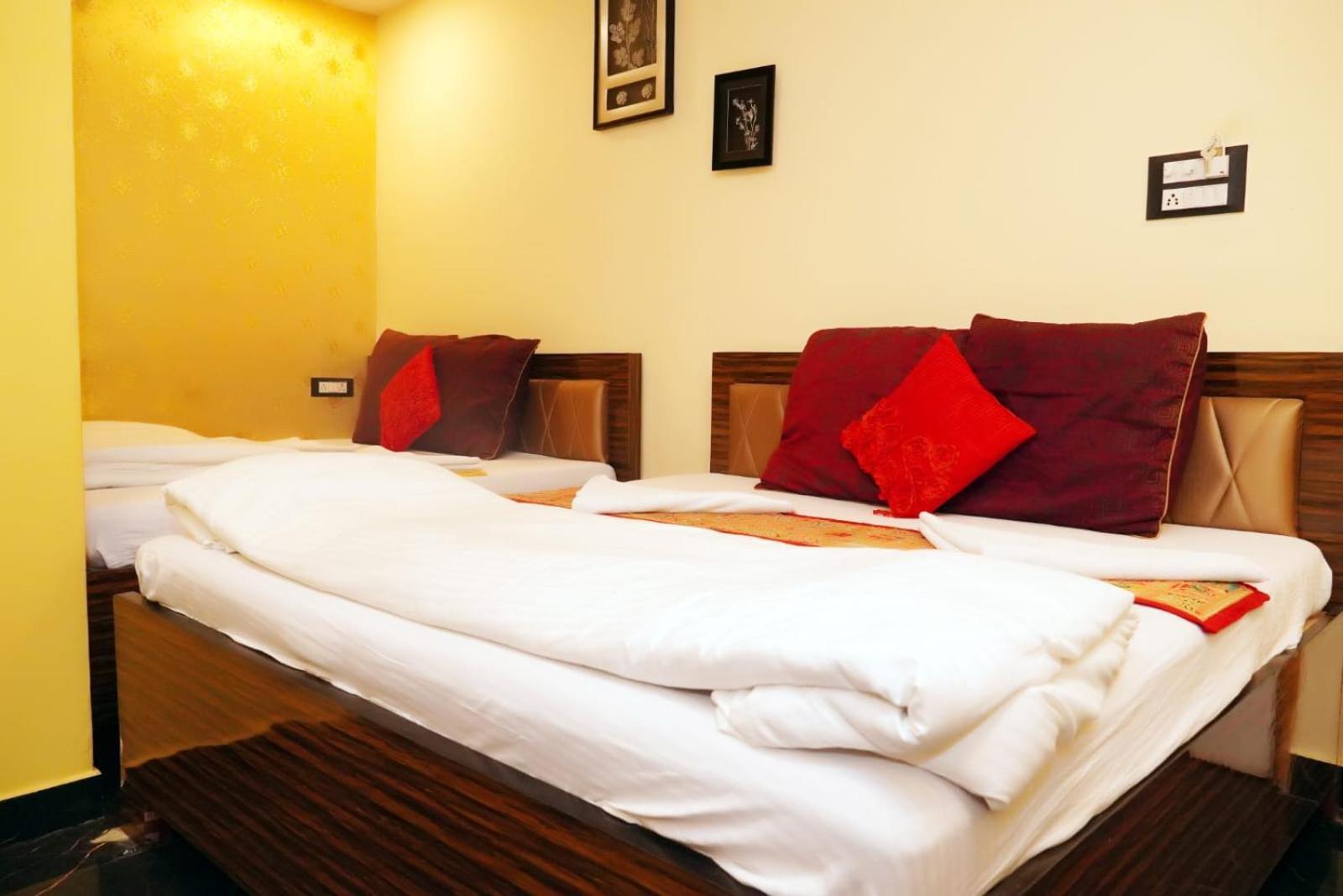 Hotel Golden Plaza Vashi Extérieur photo